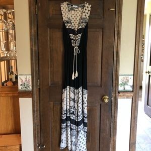 Tobi Wide leg, sleeveless jumpsuit